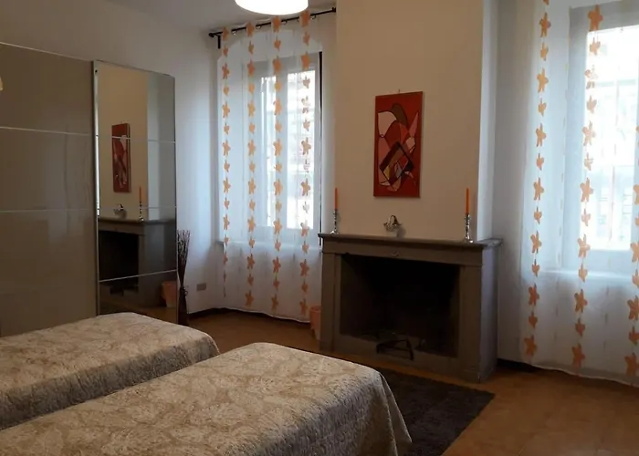 Homestay Stanza In Condiviso Nel Centro Storico Di