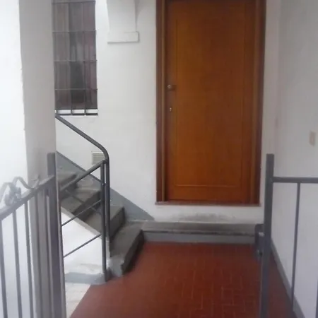 Stanza In Condiviso Nel Centro Storico Di Homestay